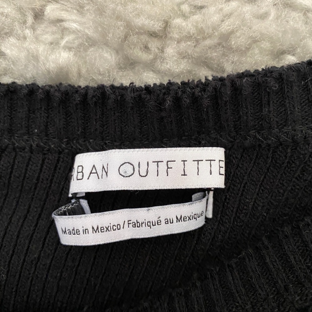 Black one shoulder Tank from Urban Outfitters - Picture 3 of 3
